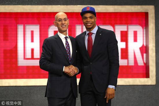 克裏斯貢獻23分6籃板8助攻 陳培東得到18分 趙柏清拿下20分6籃板 山東隊輕松戰勝同曦隊.