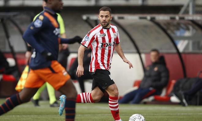 郑钦文2-0阿兰戈晋级法网32强第三轮对决姆博科