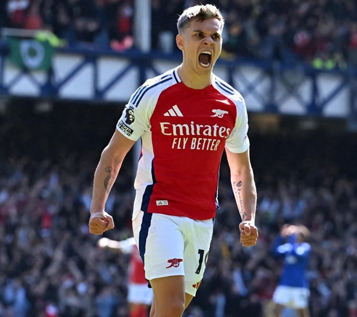 九局下两出 九局下两出